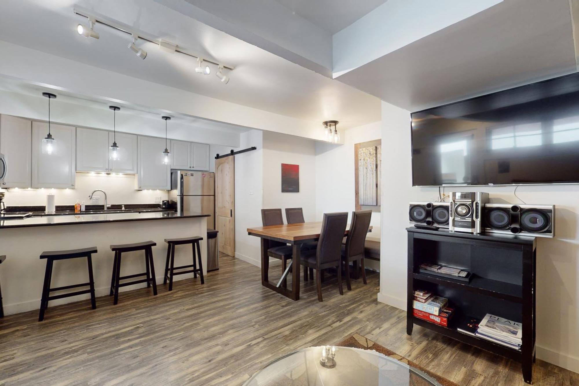 Downtown Beauties Villa Aspen Ngoại thất bức ảnh