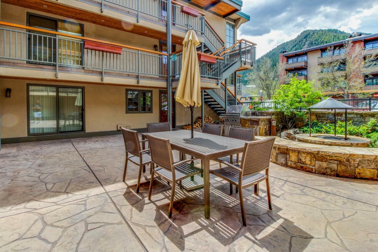 Downtown Beauties Villa Aspen Ngoại thất bức ảnh